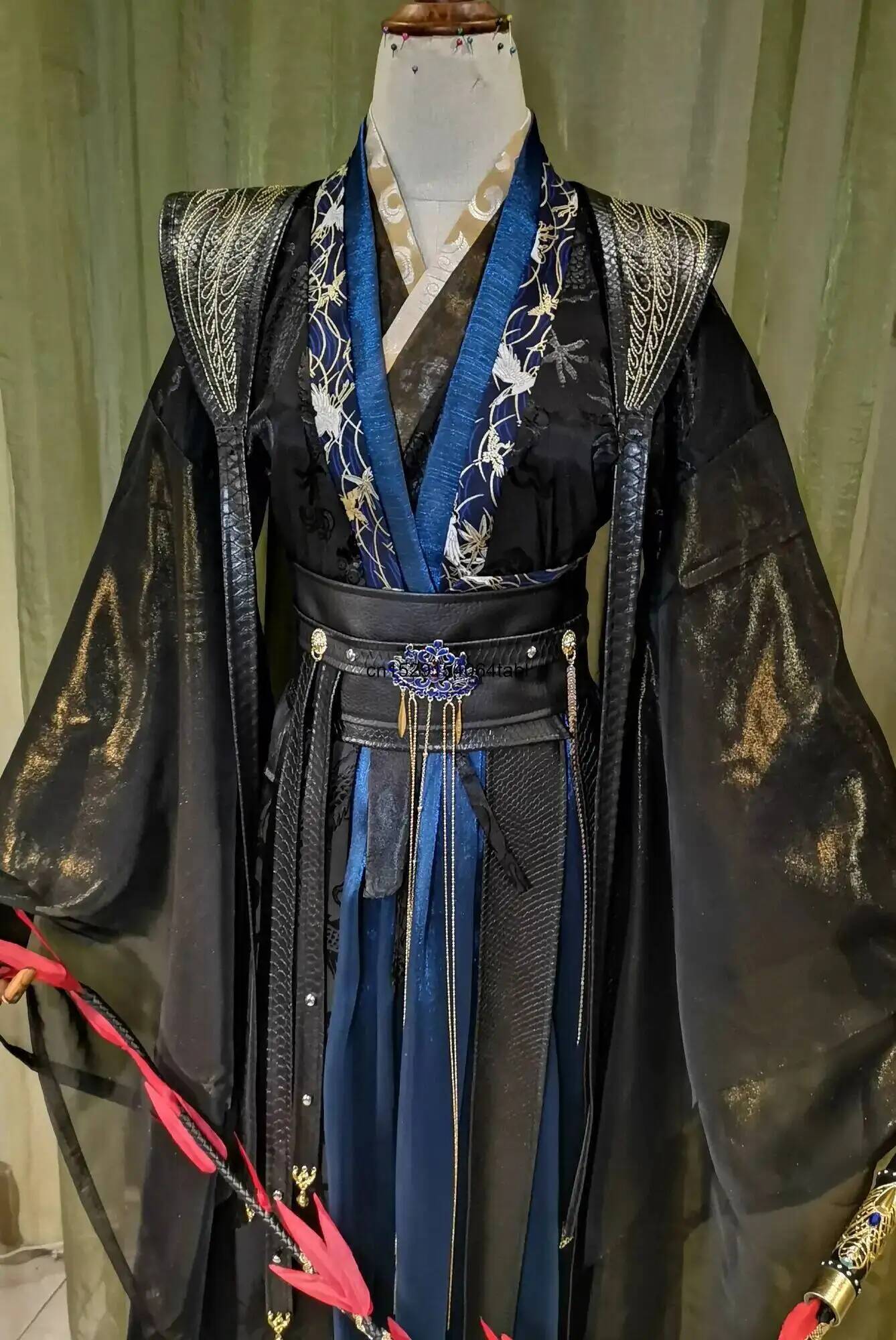   Fantasia de Cosplay Mo Ran:  - Queen Anime Cosplay avaliação e preço